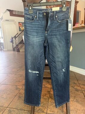 Universal Thread Women's Dark Blue Distressed Vintage Stretch Jeans